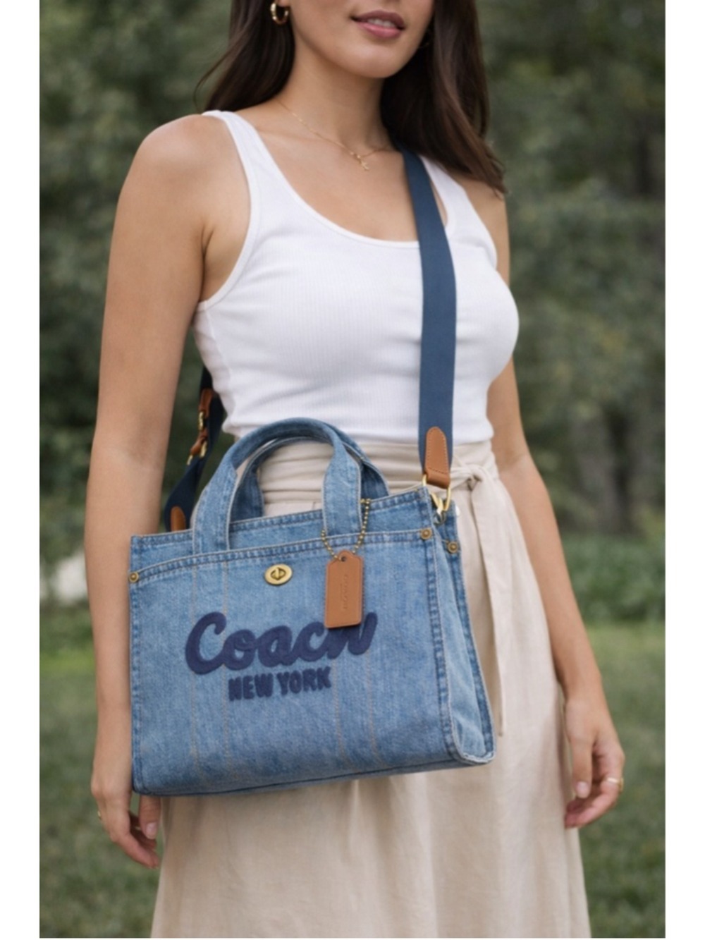 NEW Authentic Coach Medium Denim Cargo Tote in Indigo Blue CR657 NWT - Picture 8 of 8